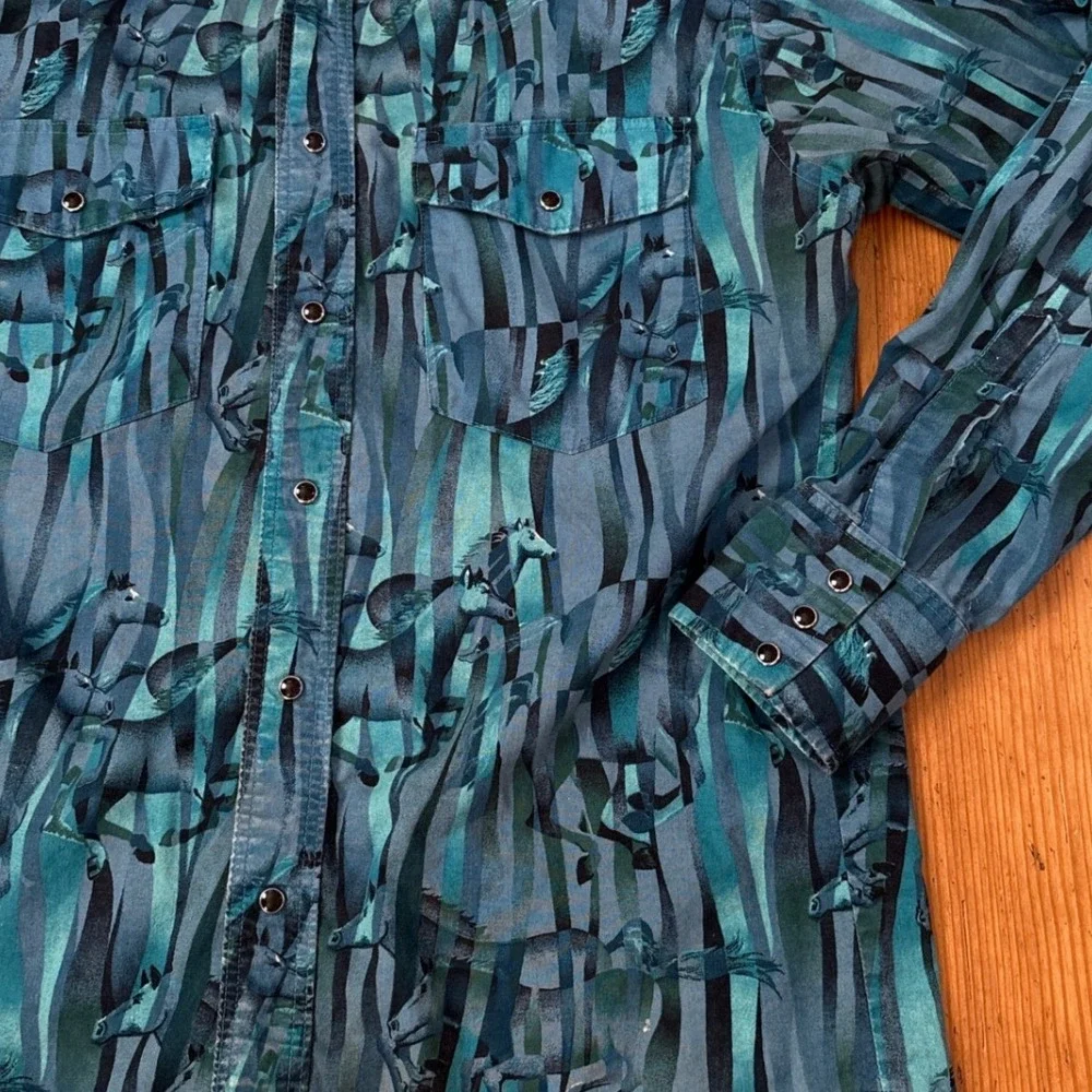 Wrangler Western Shirt Mens Blue Horse Graphic Pearl Snap Vintage Style SIZE M